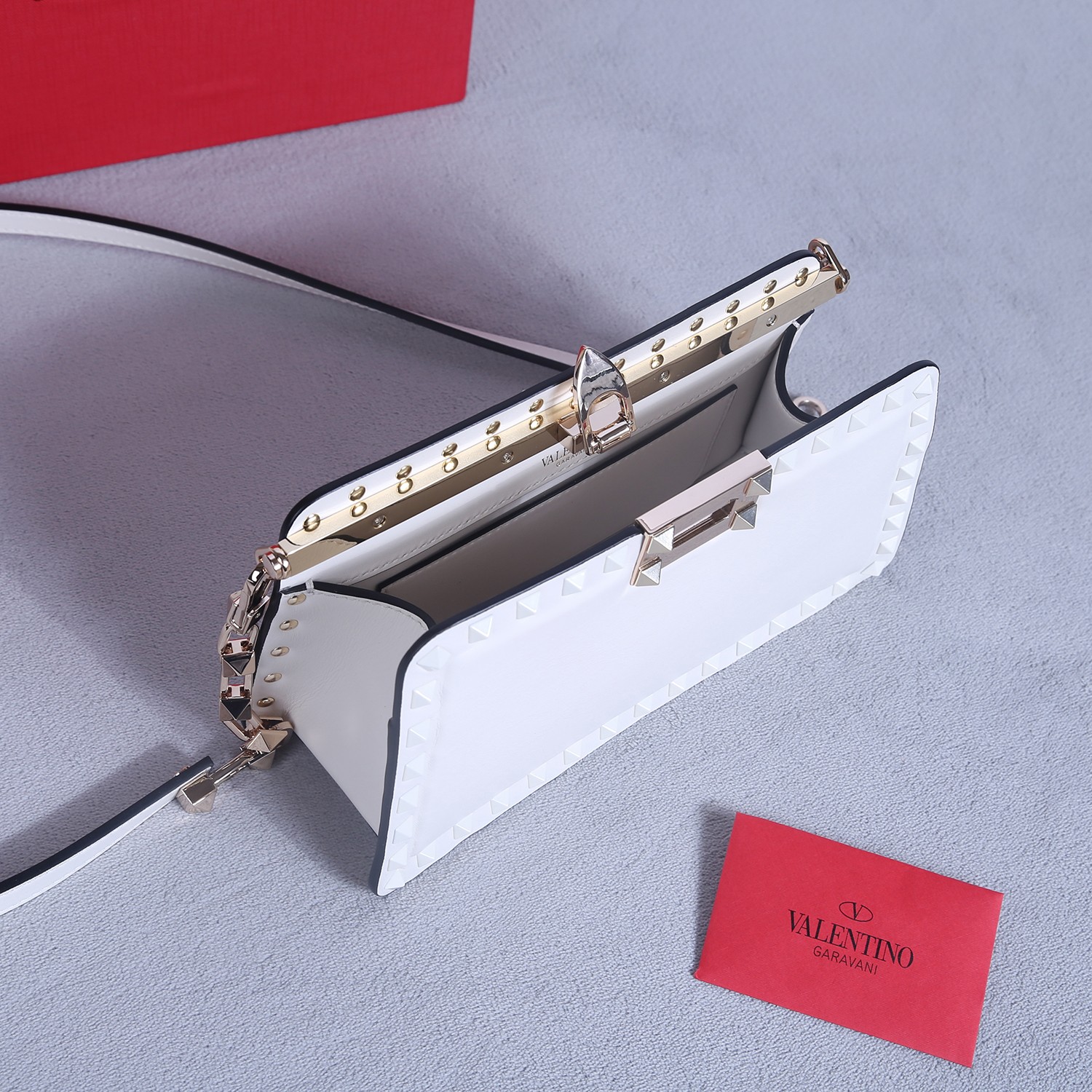 Bagsaaa Va1e*ntin0 Garavani Rockstud bag in calfskin white - 21*12*6cm