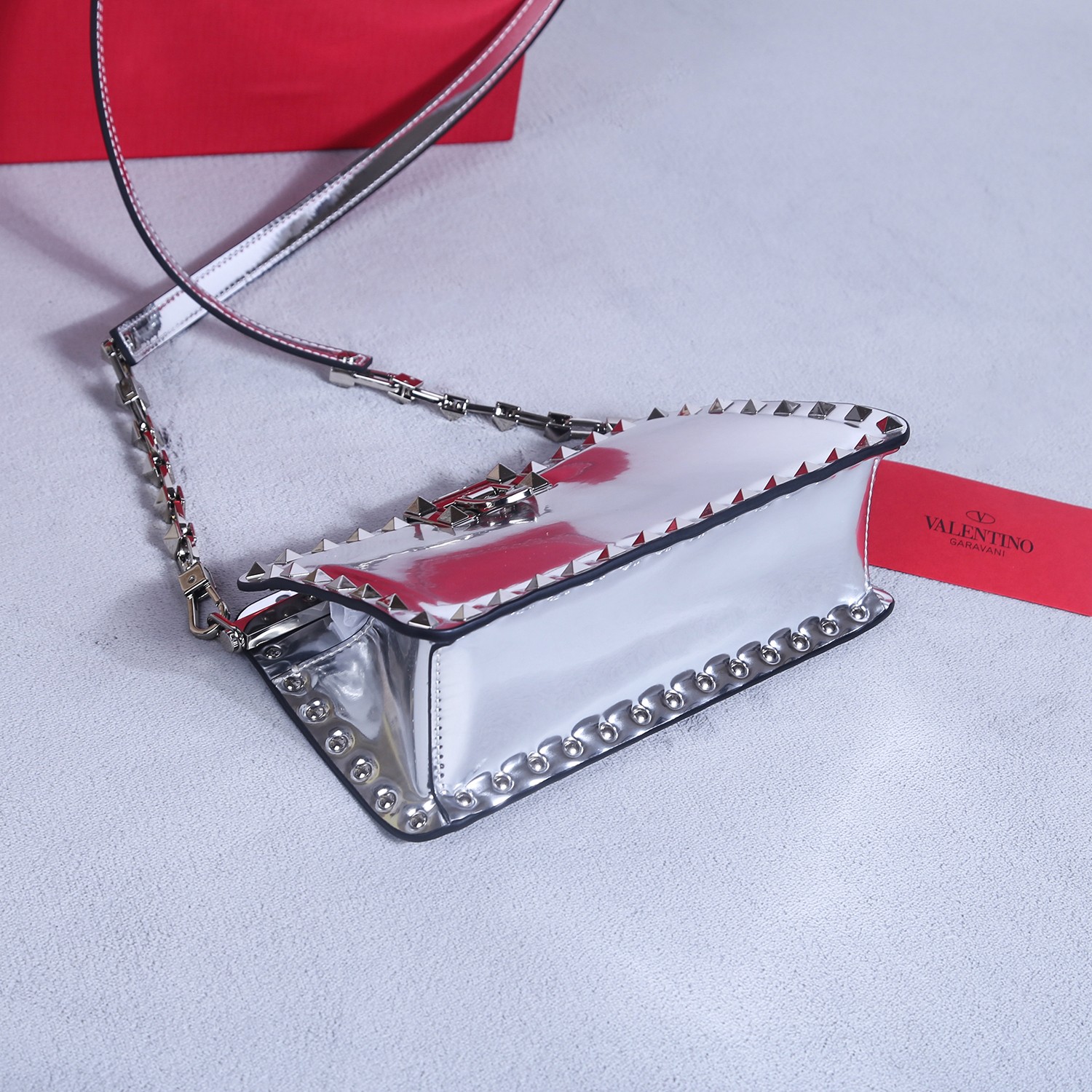 Bagsaaa Va1e*ntin0 Garavani Rockstud bag in calfskin silver - 21*12*6cm
