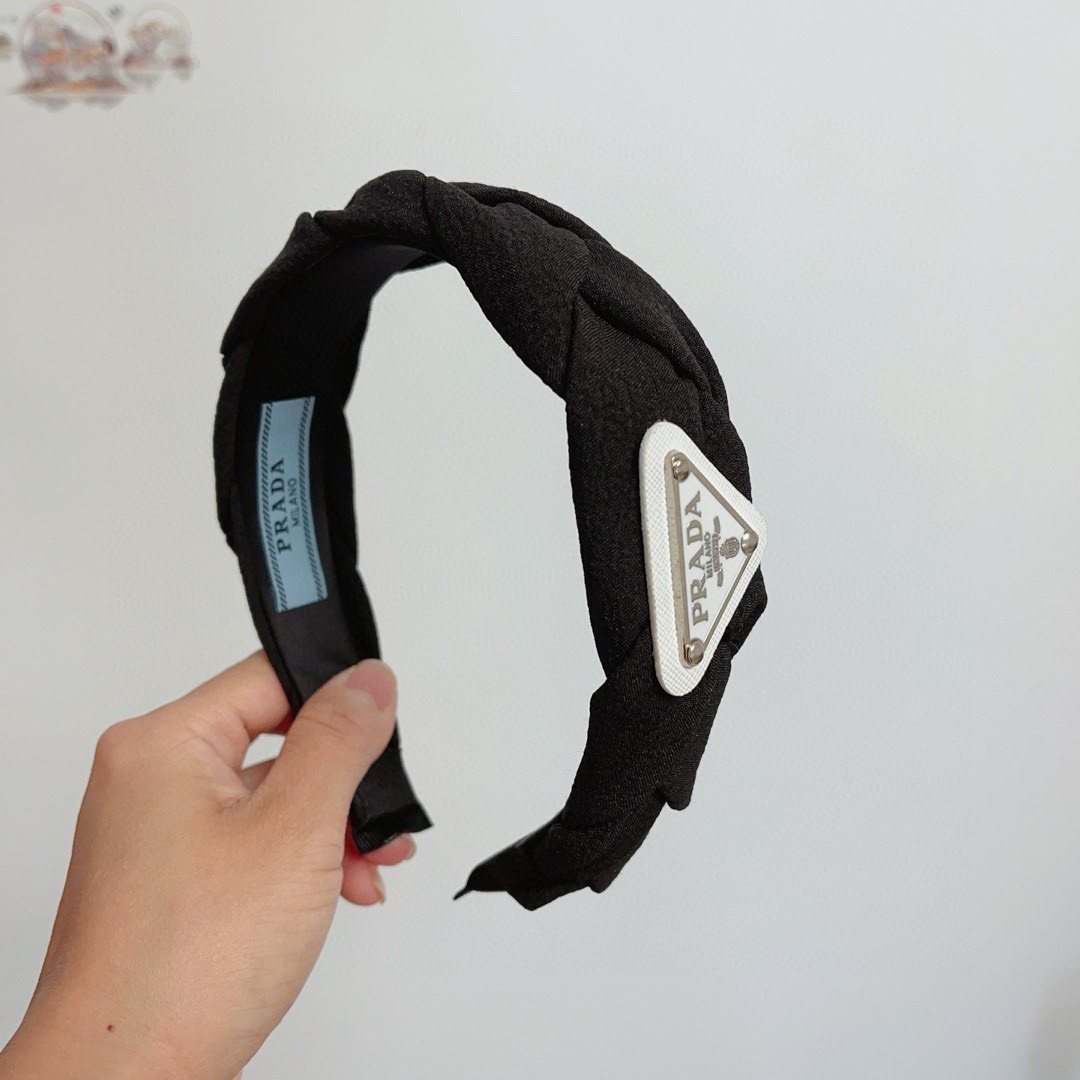 Bagsaaa Pra*a Headband 03