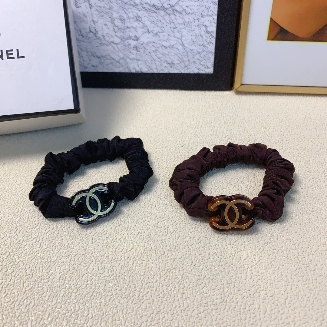 Bagsaaa Ch**el Hair Tie