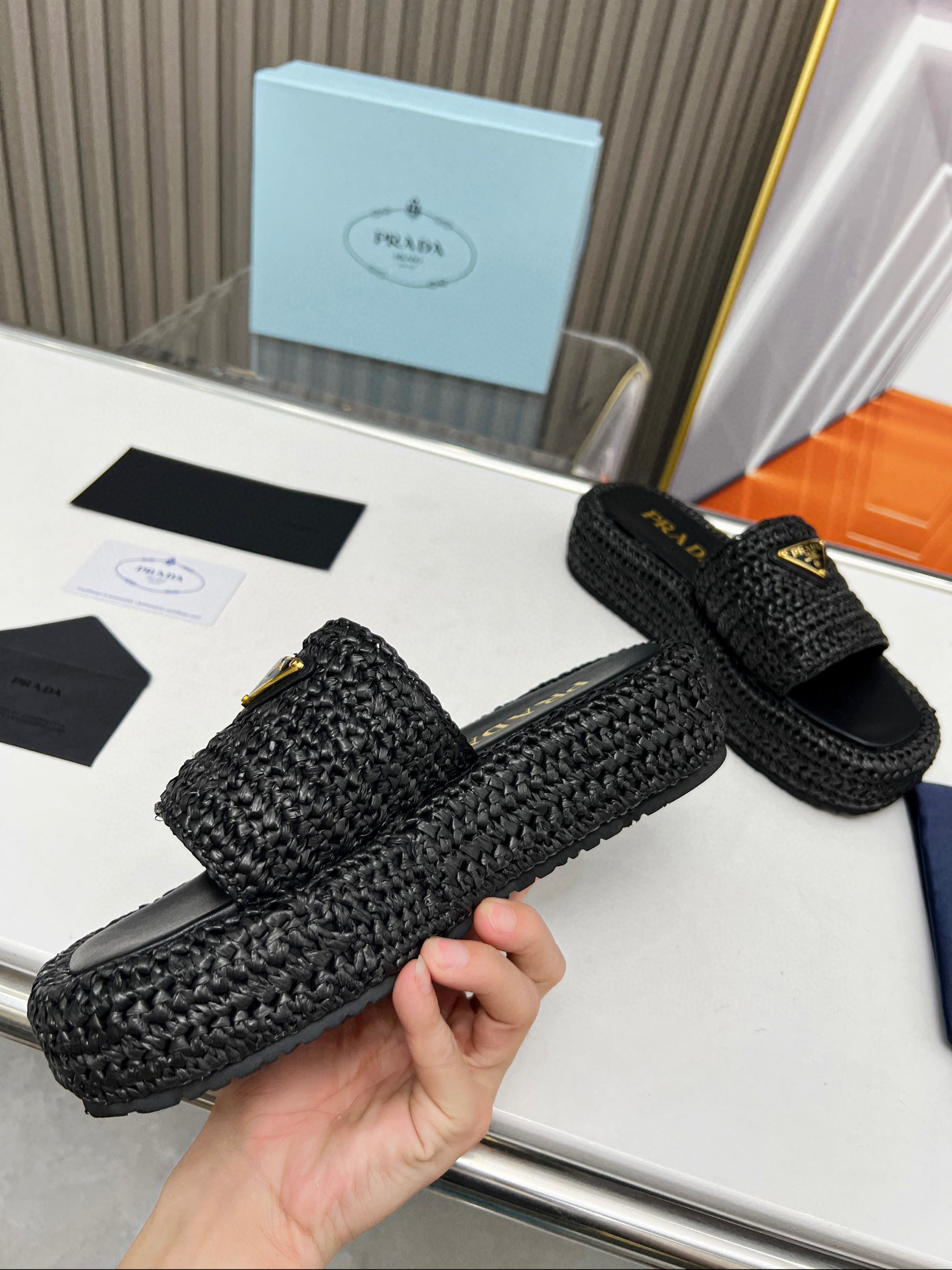 Bagsaaa Pra*a woven flatform sandals black