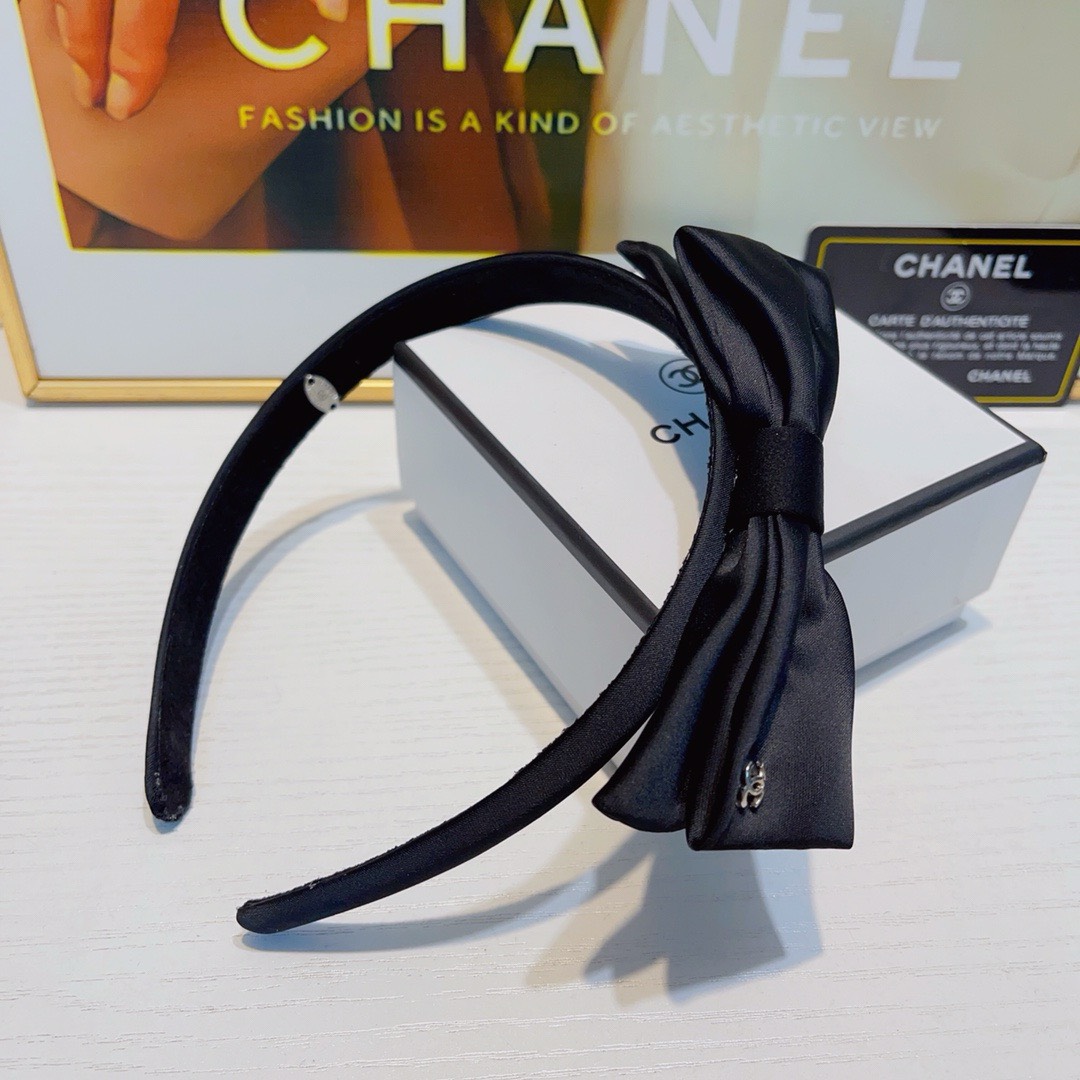 Bagsaaa Ch**el Black Bow Headband