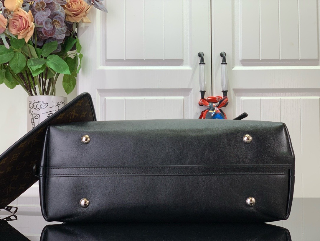 Bagsaaa L0vis Vvtt0n CarryAll Dark MM - 39 x 30 x 15 cm