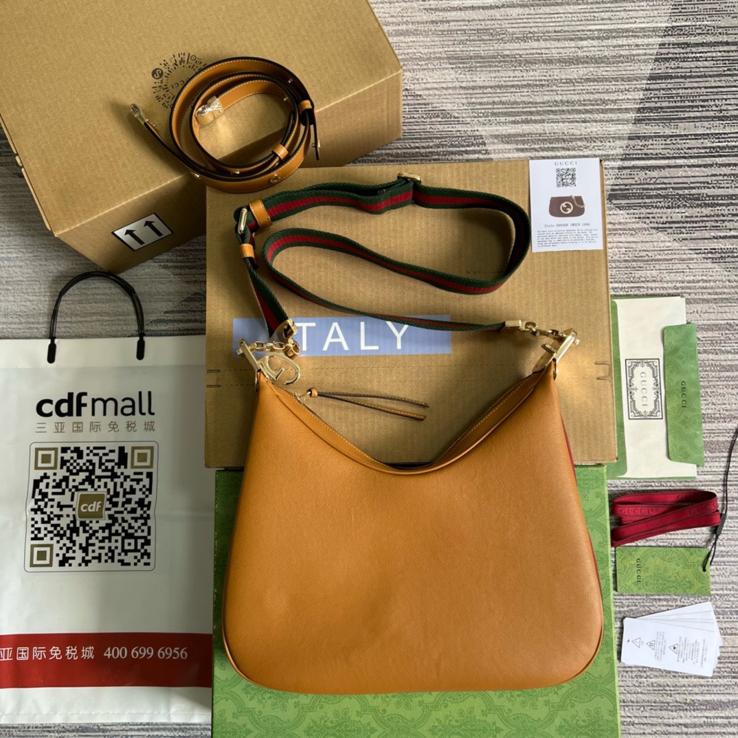 Bagsaaa Gvc*1 Attache Large Shoulder Bag In Brown - 35*32*6cm