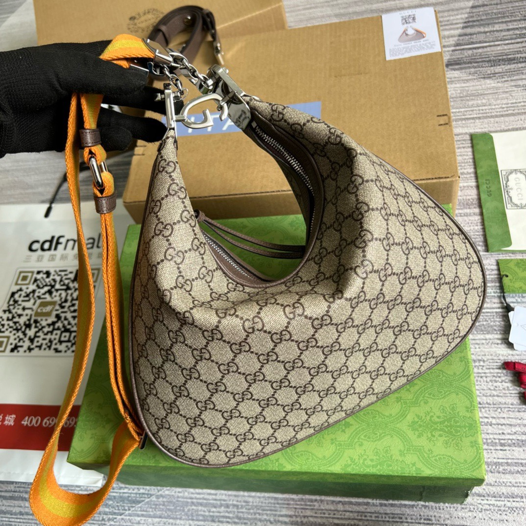 Bagsaaa Gvc*1 Attache Large Shoulder Bag In Beige GG Ebony - 35*32*6cm