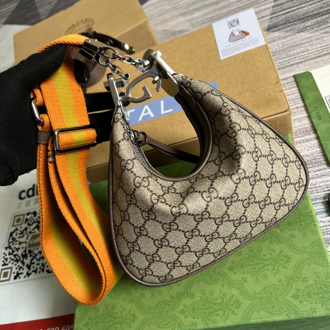 Bagsaaa Gvc*1 Attache Small Shoulder Bag In Beige GG Ebony - W23cm x H22cm x D5cm