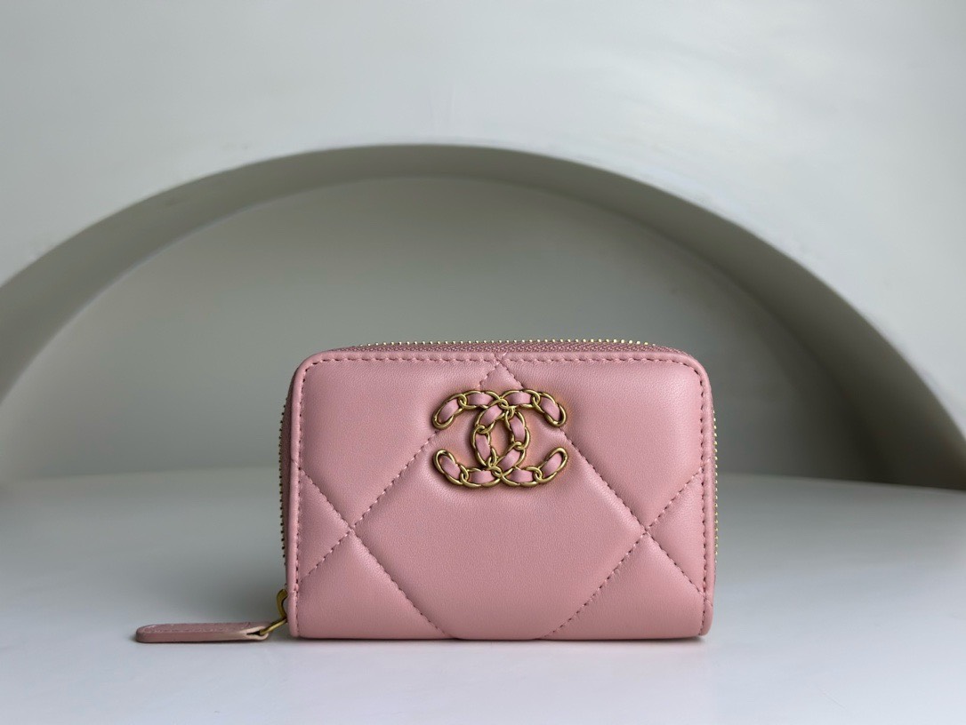 Bagsaaa Chane 19 Coin Purse Pink Gold Hardware - 7.5×2×11.cm