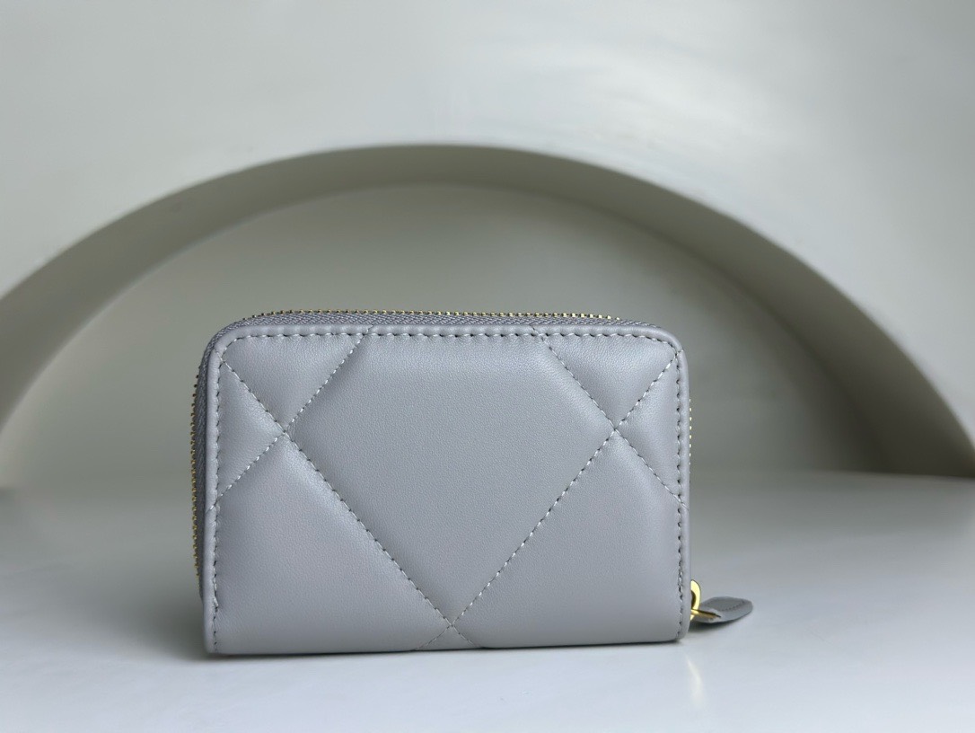 Bagsaaa Chane 19 Coin Purse Grey Gold Hardware - 7.5×2×11.cm