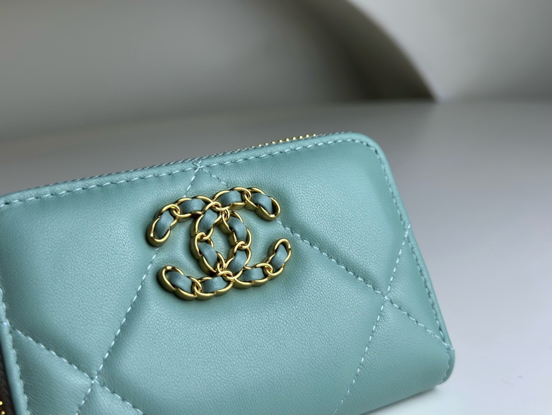 Bagsaaa Chane 19 Coin Purse Blue Gold Hardware - 7.5×2×11.cm