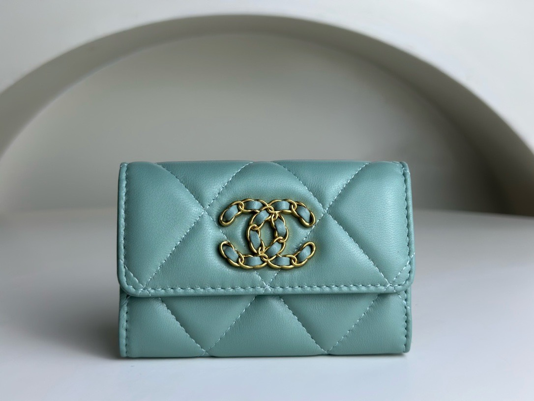 Bagsaaa Chane 19 Flap Wallet Gold Hardware