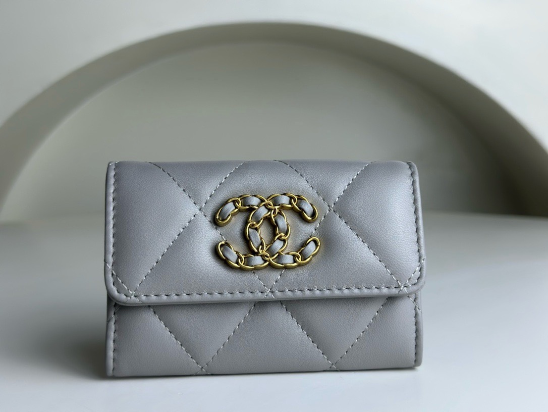 Bagsaaa Chane 19 Flap Wallet Gold Hardware