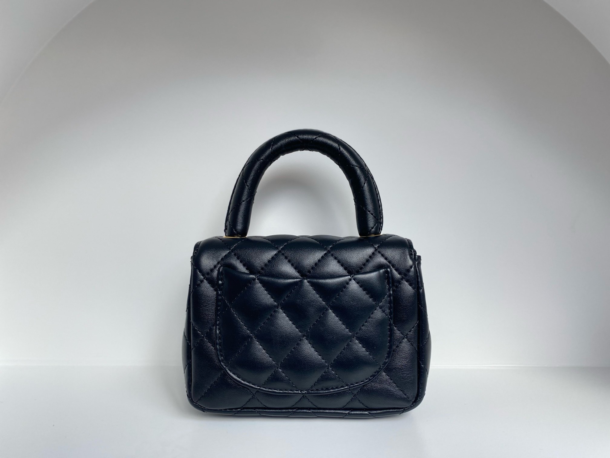 Bagsaaa Ch**el Top Handle Soft Leather Black Mini size - 18cm