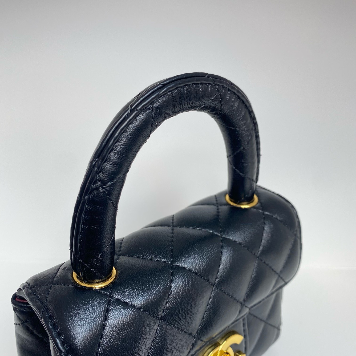 Bagsaaa Ch**el Top Handle Soft Leather Black Mini size - 18cm