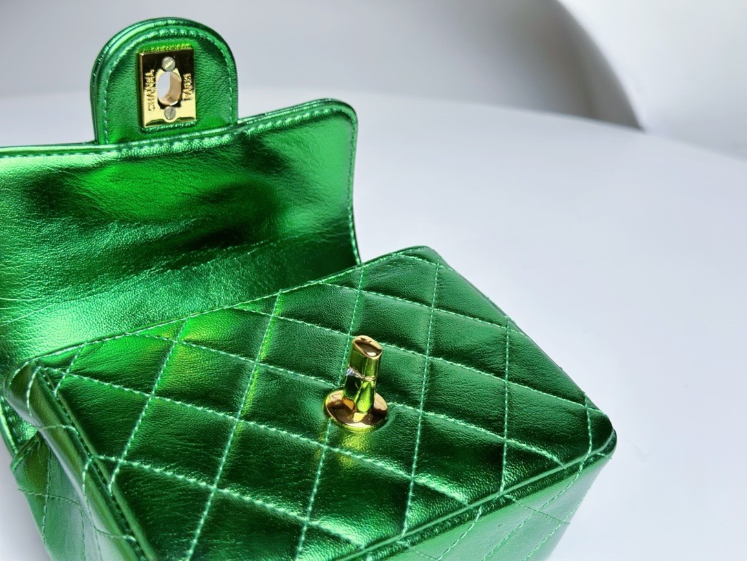 Bagsaaa Ch**el Vintage Green Leather Top handle Flap Bag - 18cm