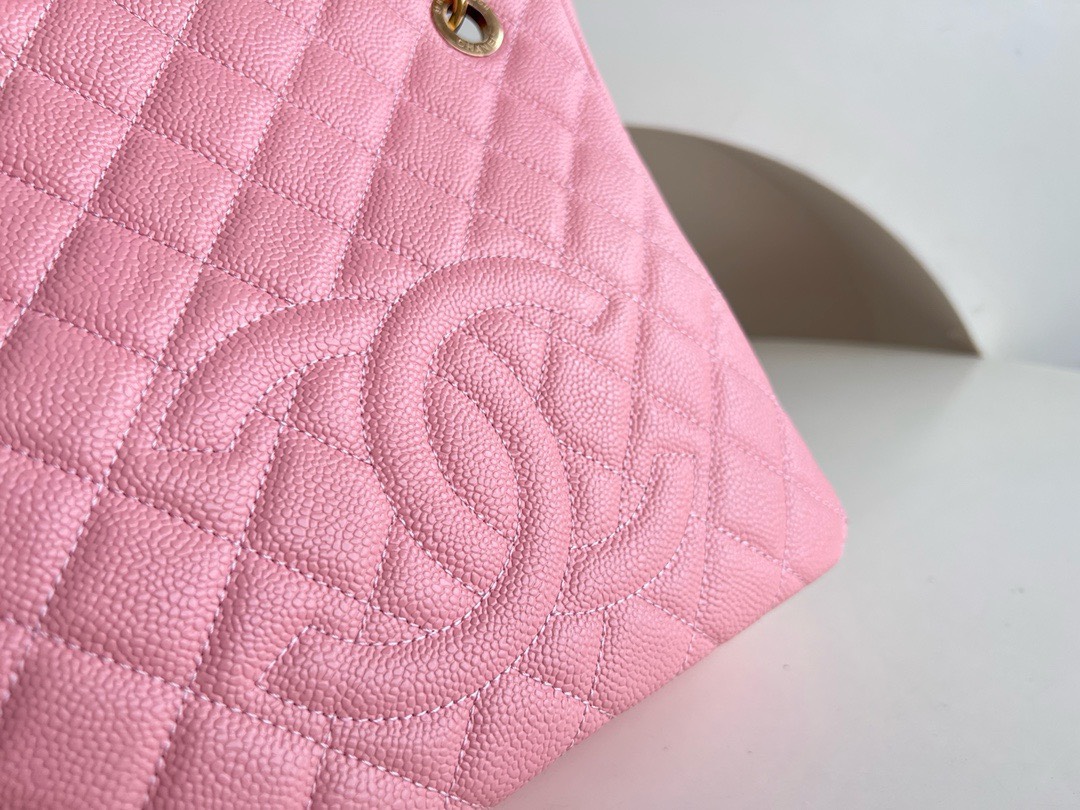 Bagsaaa Ch**el Shopping Tote Caviar Leather In Pink - 24x25.5cm