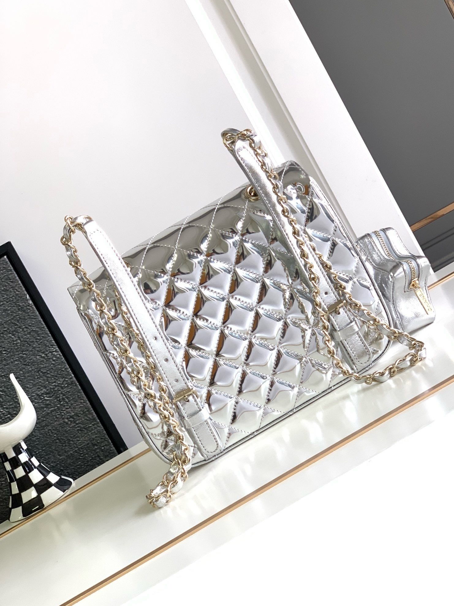 Bagsaaa Ch**el 24C Hollywood silver mirror calfskin leather backpack