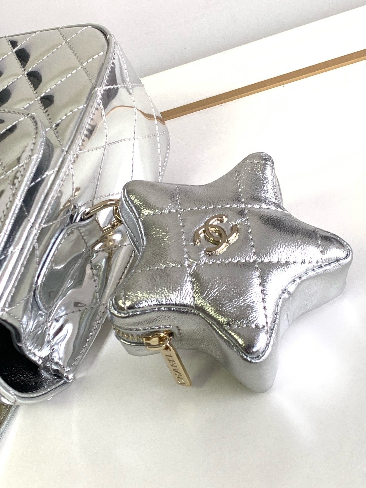 Bagsaaa Ch**el 24C Hollywood silver mirror calfskin leather backpack