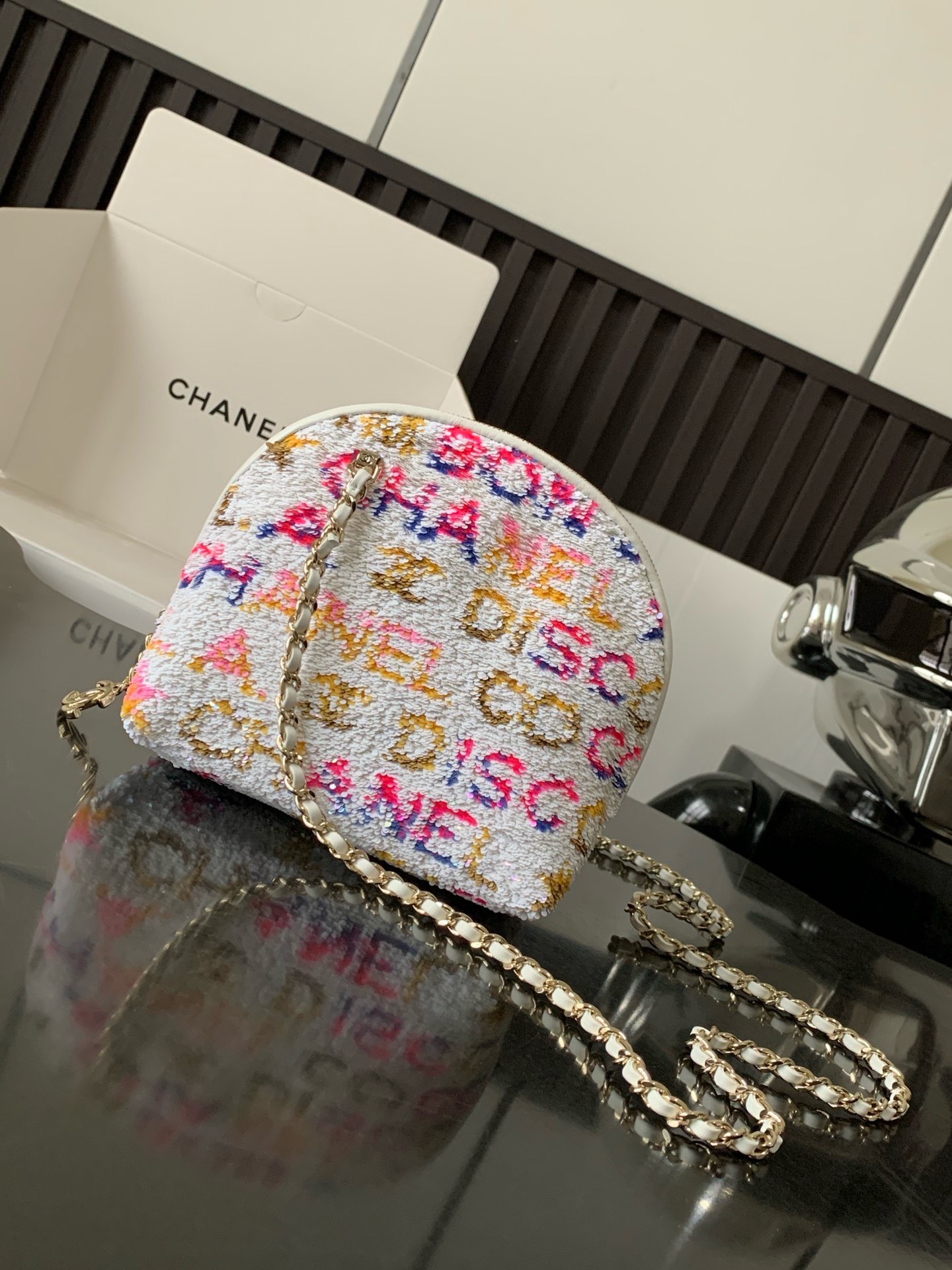 Bagsaaa Ch**el Crossbody bag Embroidered Satin, Sequins & Gold-Tone Metal Yellow
