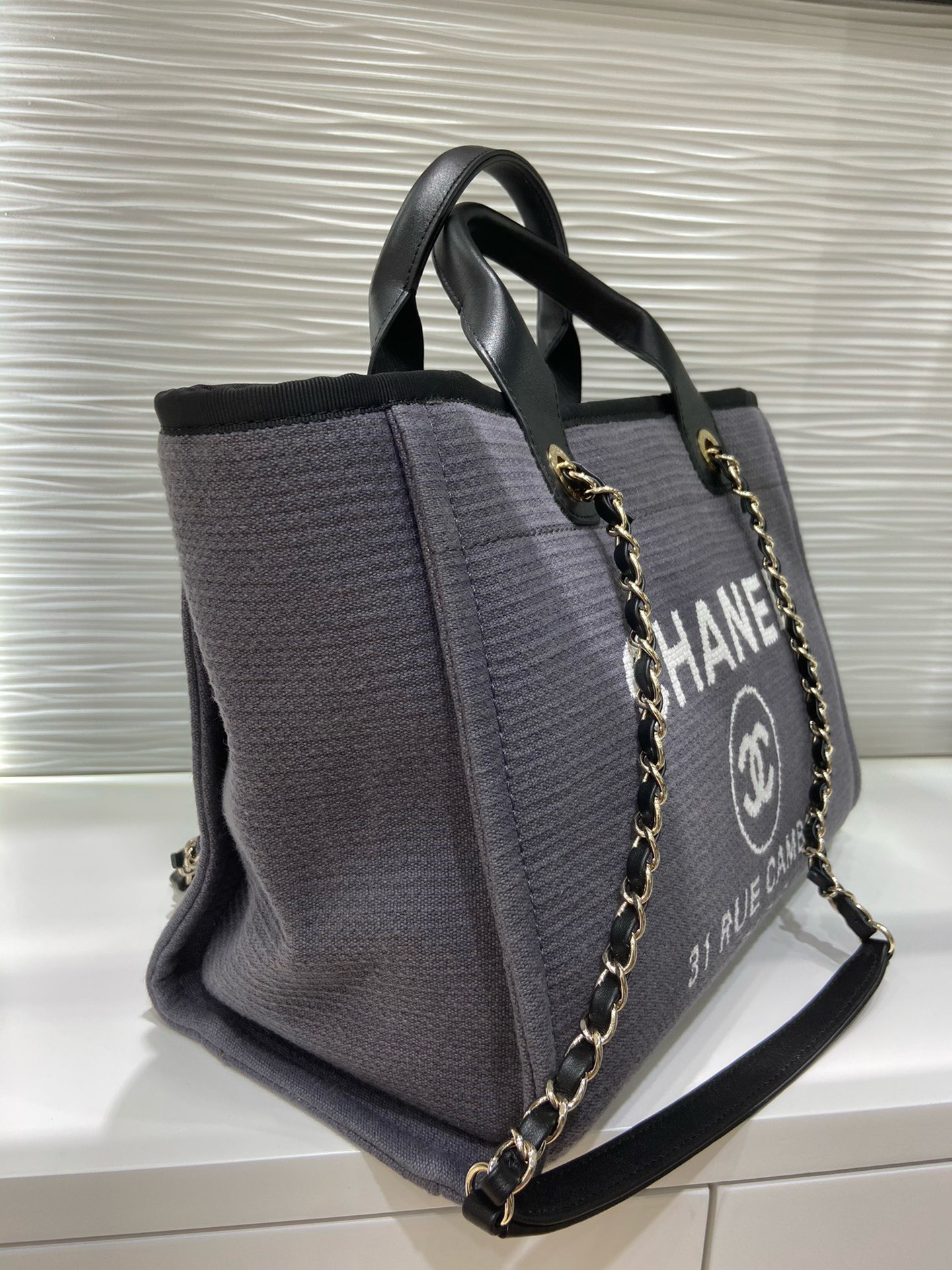 Bagsaaa Ch**el Small Deauville Grey Shopping bag - 33x26x15.5cm