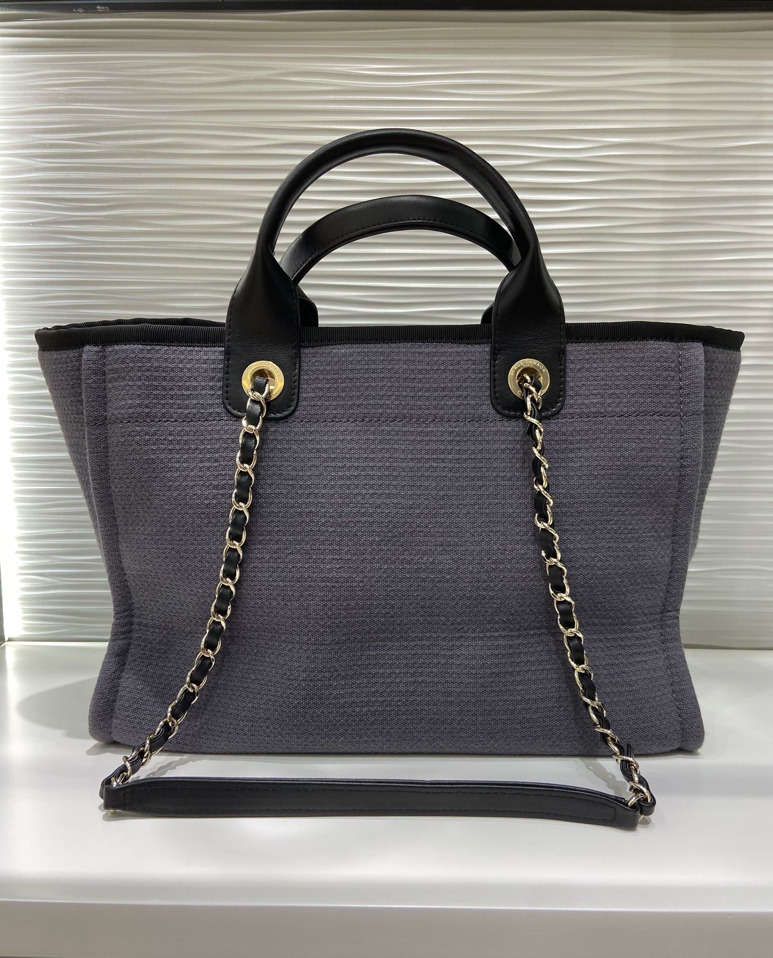 Bagsaaa Ch**el Small Deauville Grey Shopping bag - 33x26x15.5cm