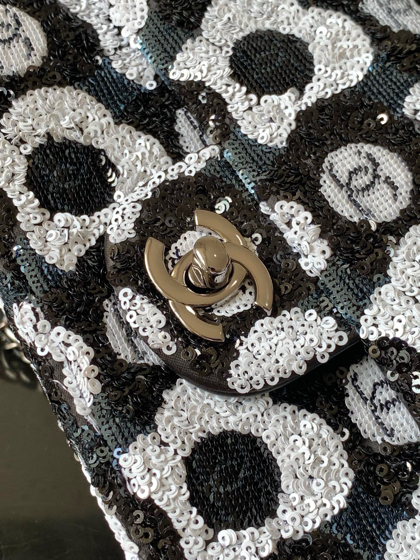Bagsaaa Ch**el Mini Flap Bag Sequins & Ruthenium-Finish Metal Black, White & Blue