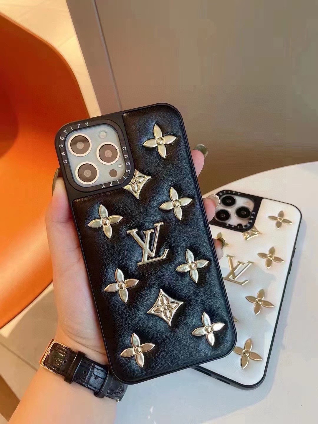 Bagsaaa L0vis Vvtt0n Puffer Leather With Gold Logo Phone Case