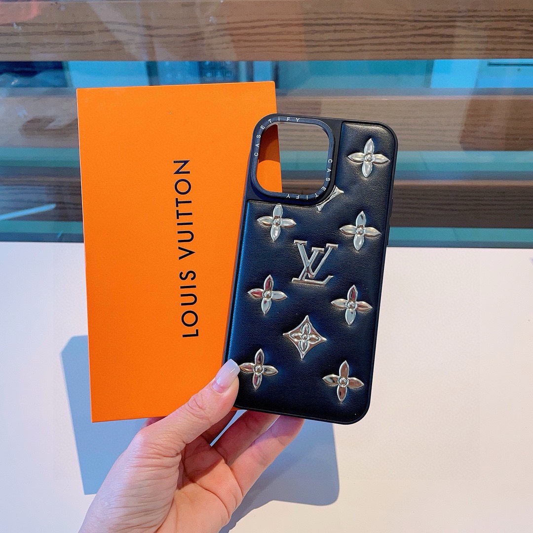 Bagsaaa L0vis Vvtt0n Puffer Leather With Gold Logo Phone Case