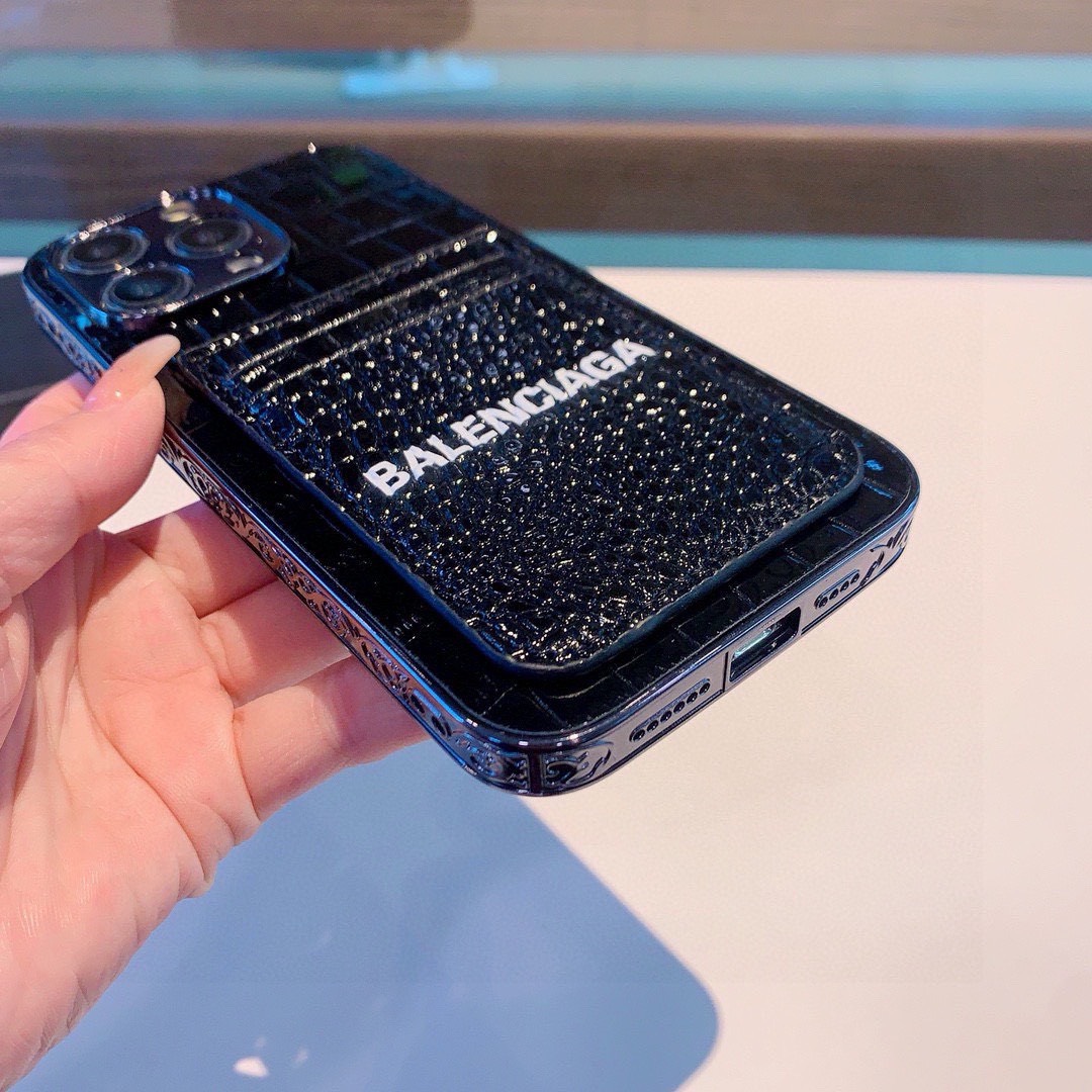 Bagsaaa Ba1en*iaga Crocodile Black Phone Case