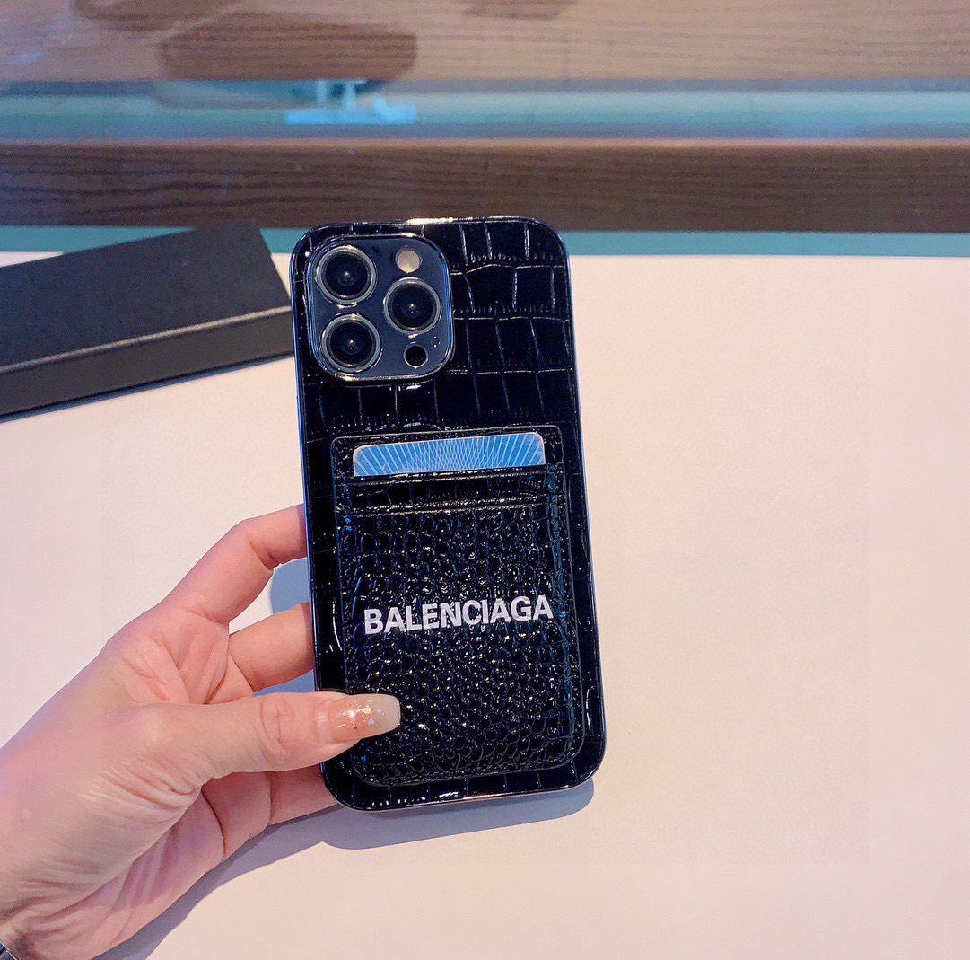 Bagsaaa Ba1en*iaga Crocodile Black Phone Case