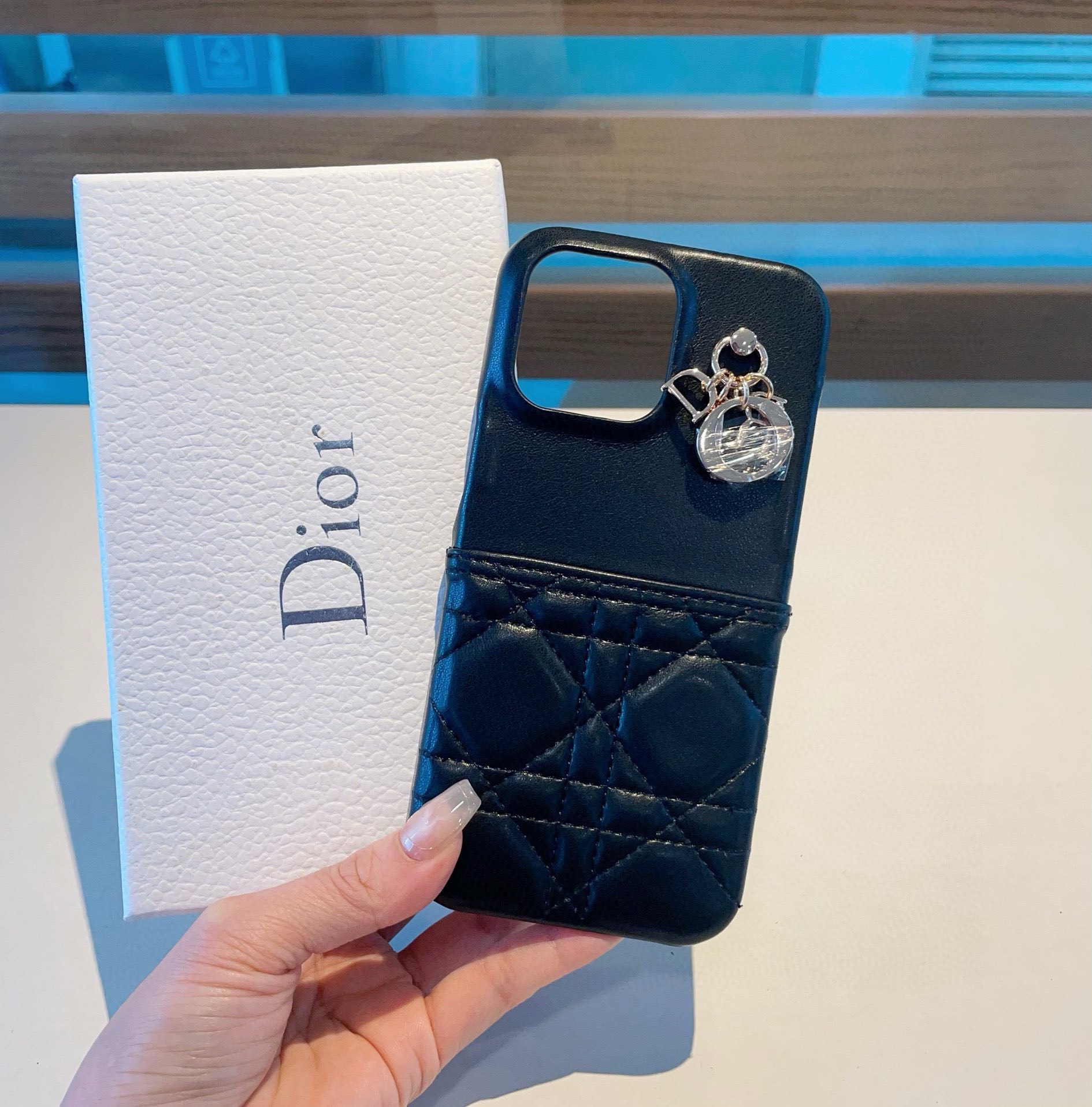 Bagsaaa D10r Lady Phone Case