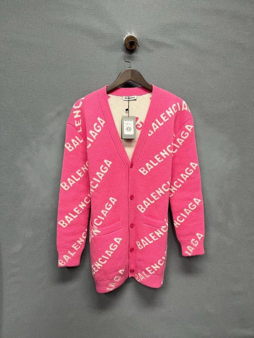 Bagsaaa Ba1en*iaga Pink Cardigan