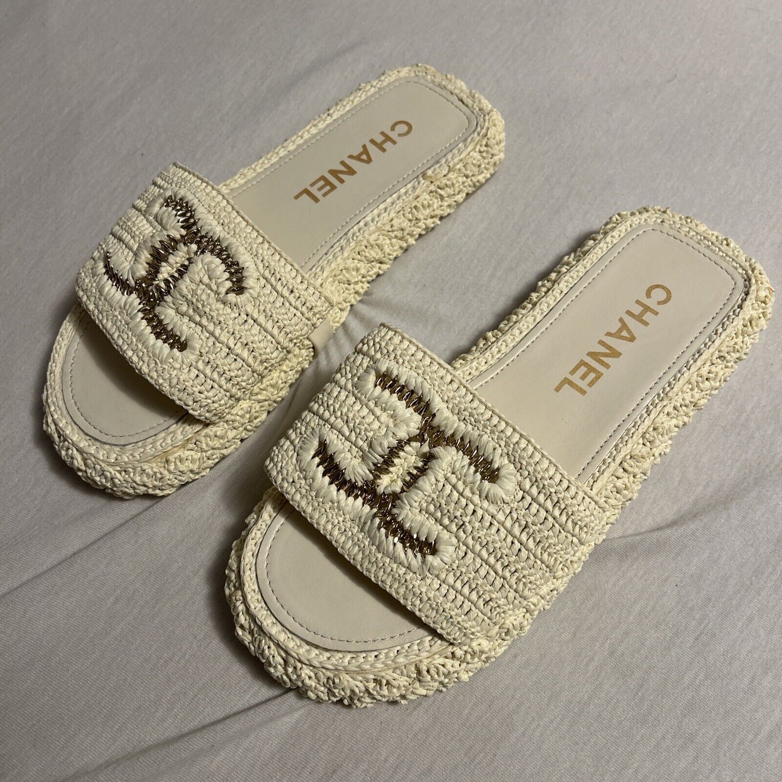 Bagsaaa Cahnel Raffia Braided Cord CC Mules Light Beige