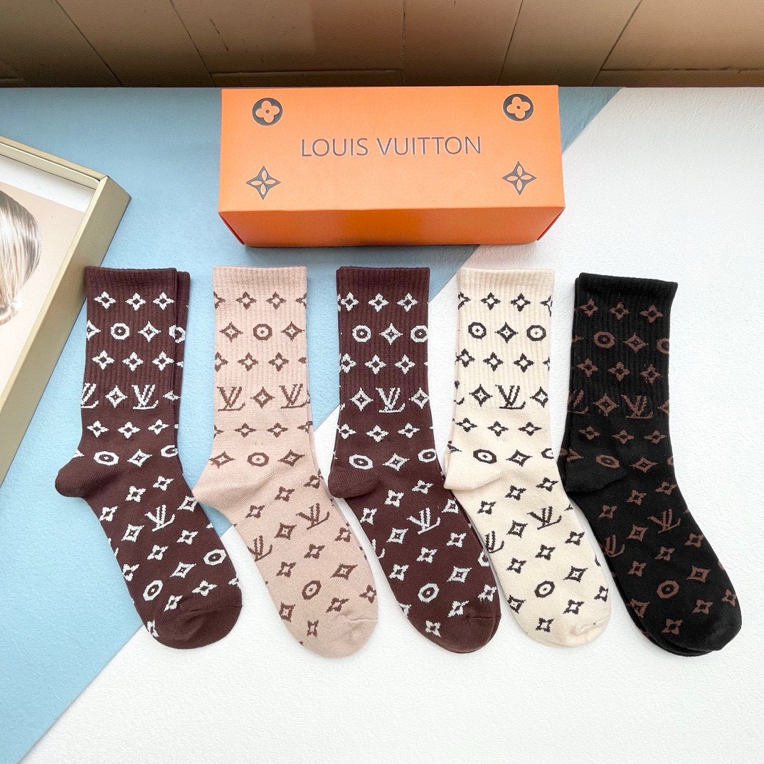 Bagsaaa L0vis Vvtt0n Monogram 4 colors Socks set