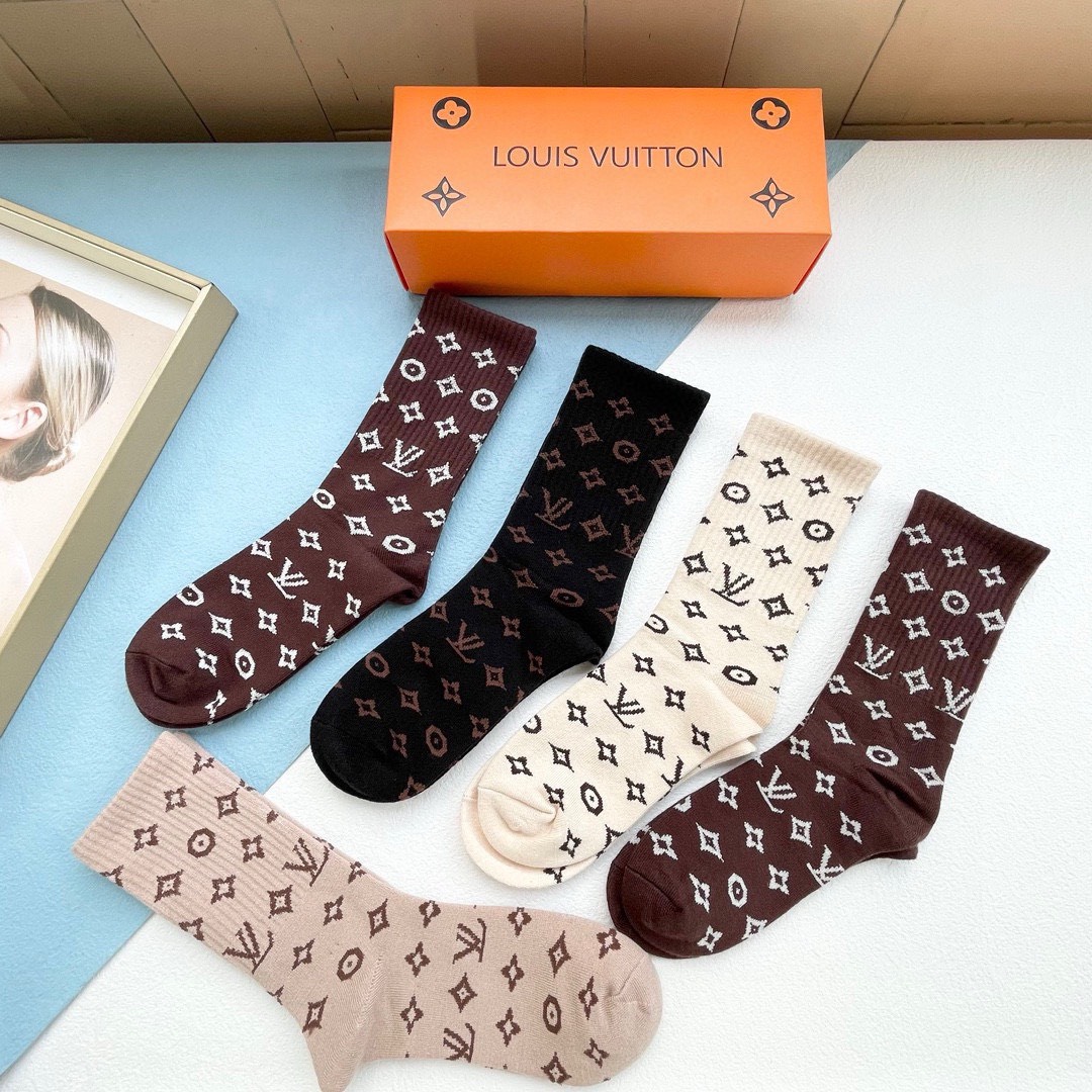Bagsaaa L0vis Vvtt0n Monogram 4 colors Socks set