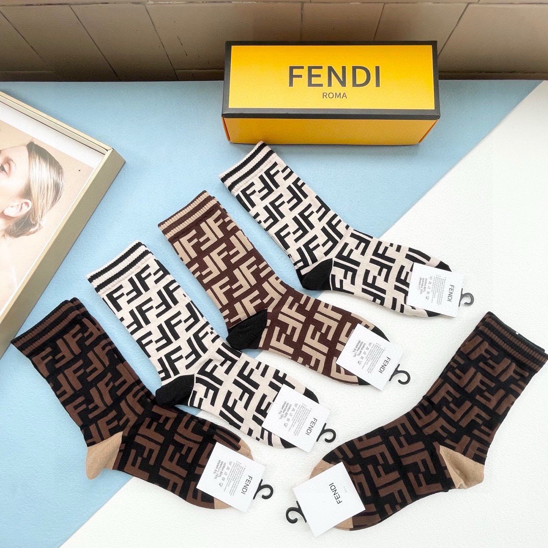 Bagsaaa F**di FF Pattern Socks Set