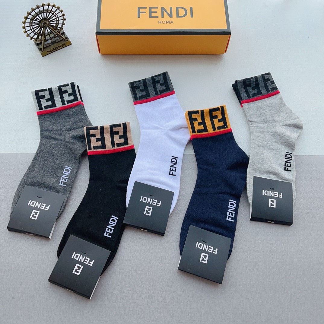 Bagsaaa F**di Short Socks set