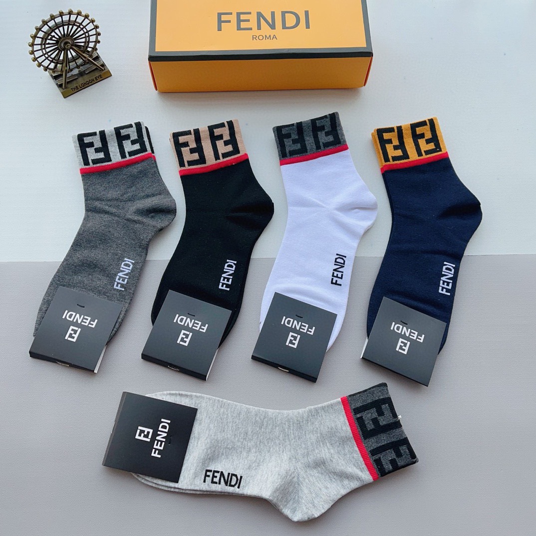 Bagsaaa F**di Short Socks set