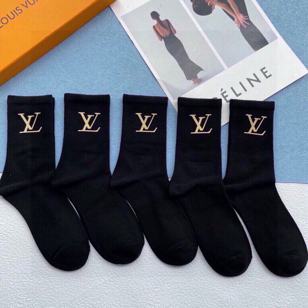 Bagsaaa L0vis Vvtt0n Gold LV Logo Black Socks Set