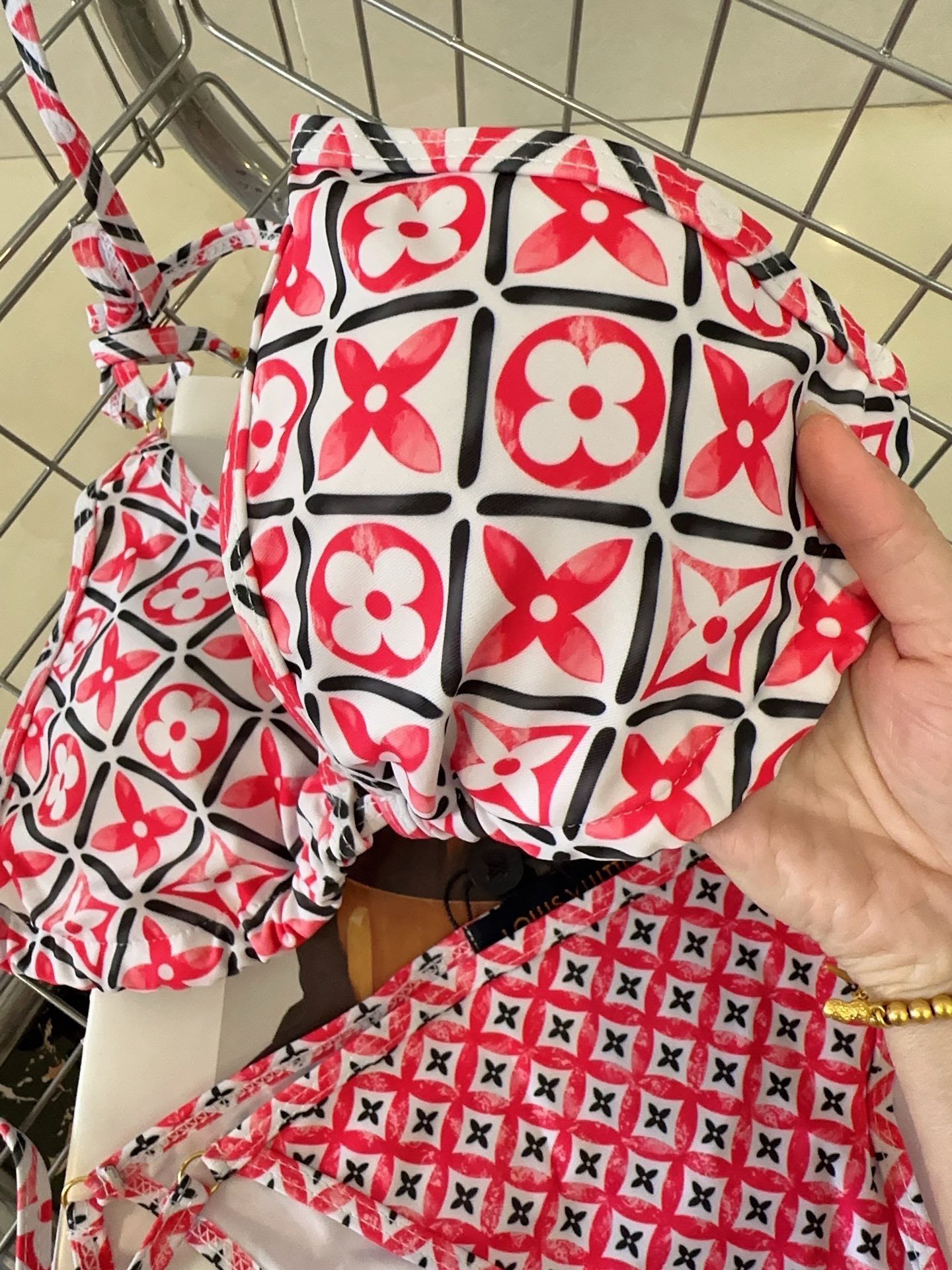 Bagsaaa L0vis Vvtt0n Red Monogram Flower Tile Bikini