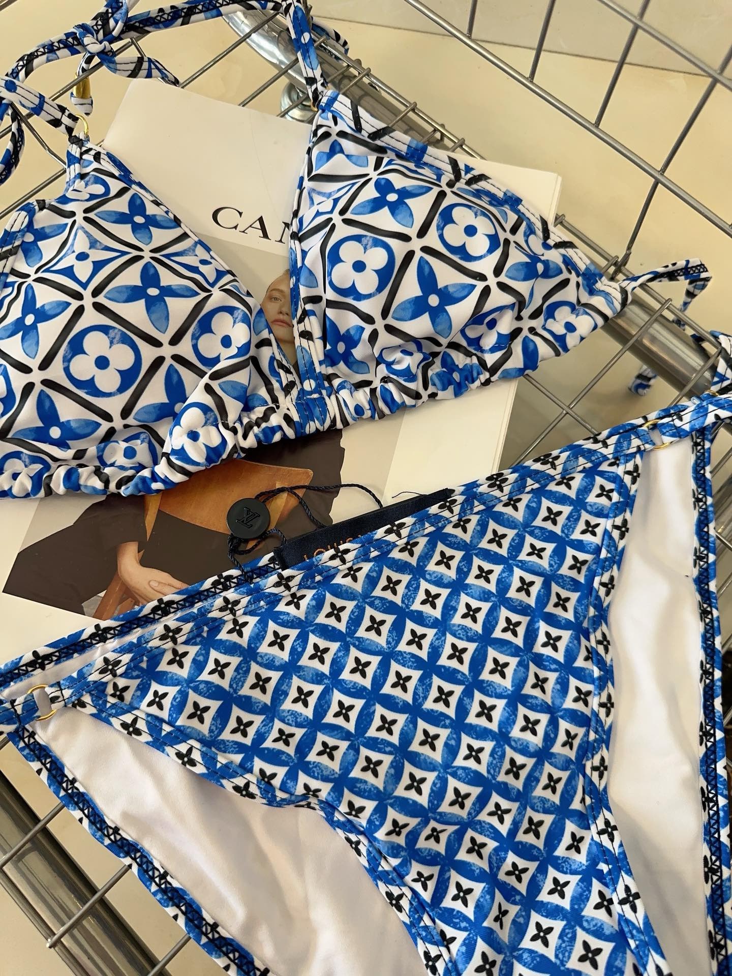 Bagsaaa L0vis Vvtt0n Blue Monogram Flower Tile Bikini