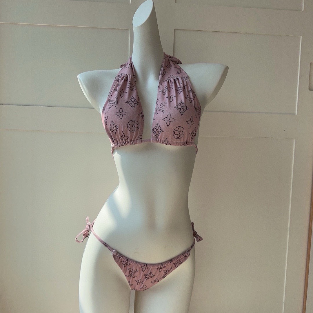 Bagsaaa L0vis Vvtt0n Mahina Pink Bikini