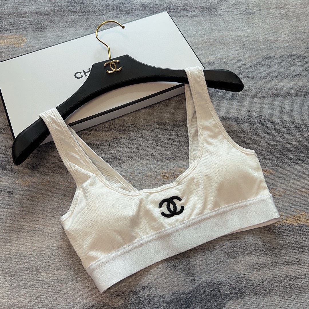 Bagsaaa Ch**el White Bikini 02