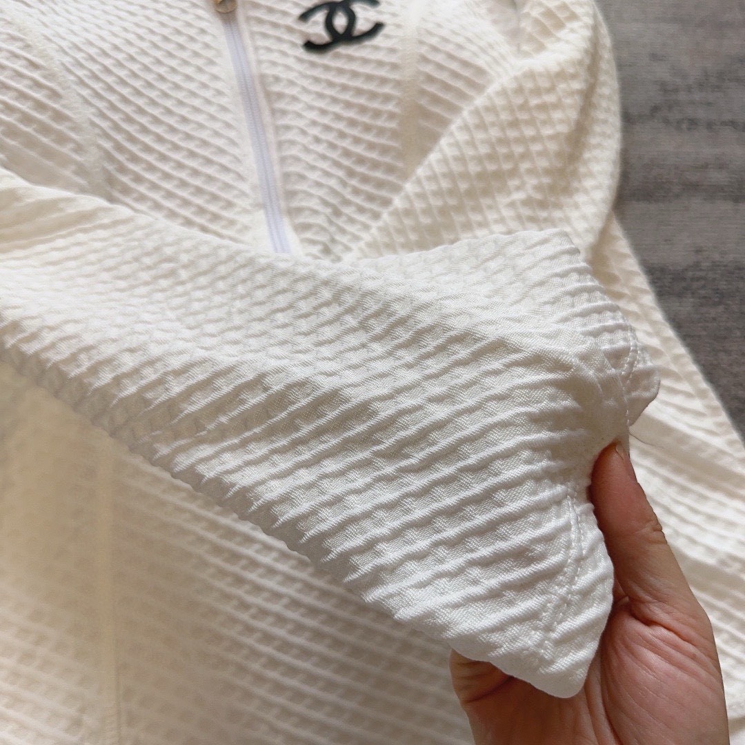Bagsaaa Ch**el White Bodysuit Swimwear