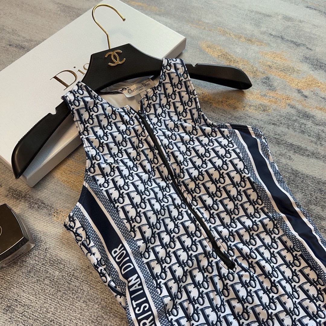 Bagsaaa D10r Obique Jacquard Blue One Piece
