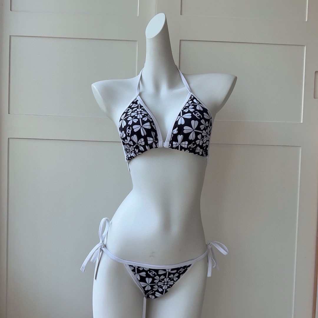 Bagsaaa Ch**el Black Flower Bikini 