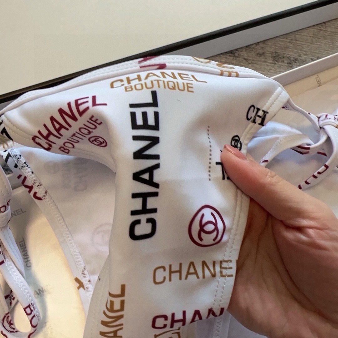 Bagsaaa Ch**el White Bikini