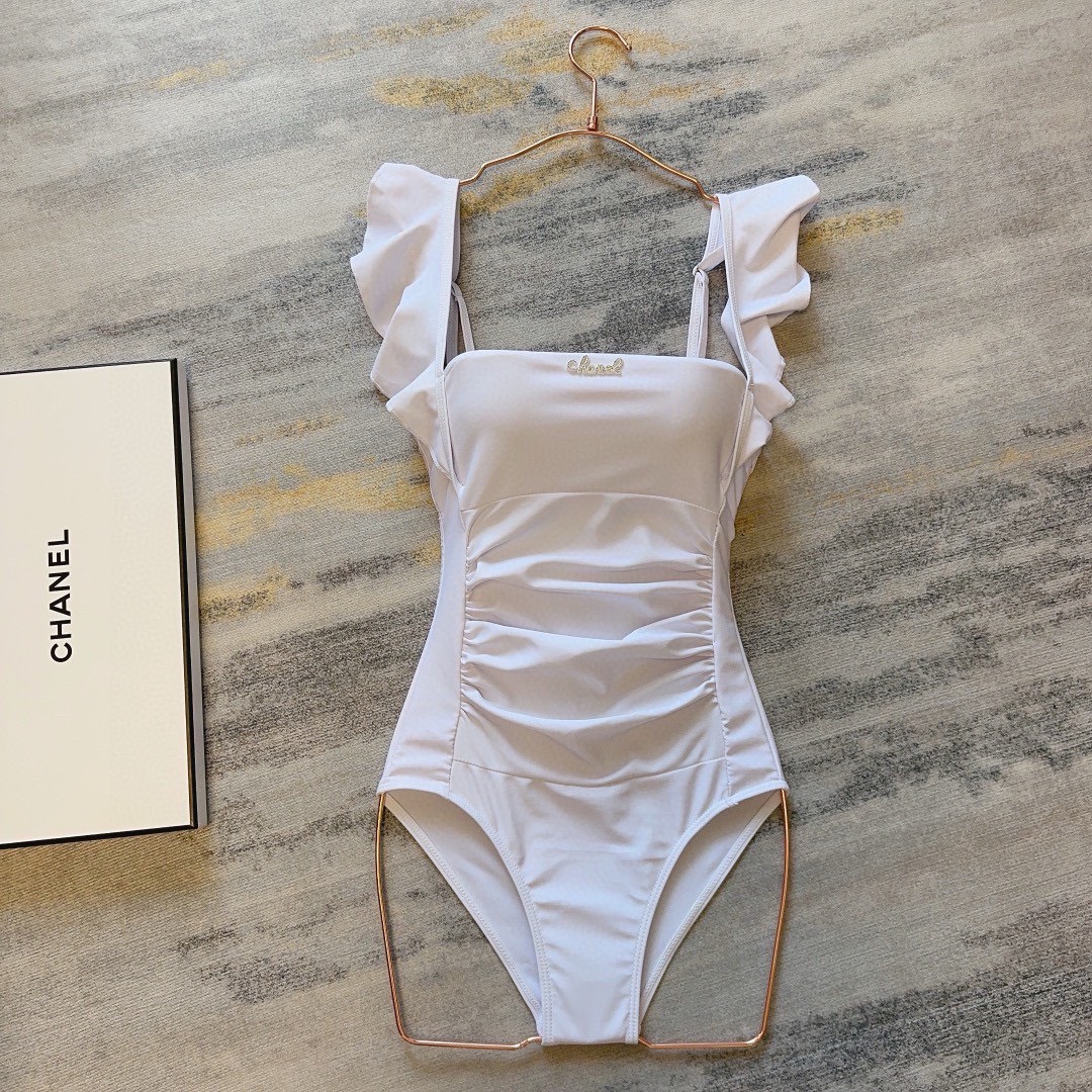 Bagsaaa Ch**el White One Piece Swimwear