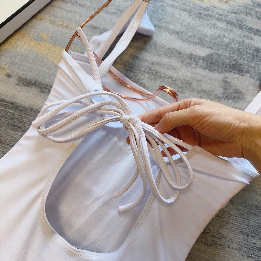 Bagsaaa Ch**el White One Piece Swimwear
