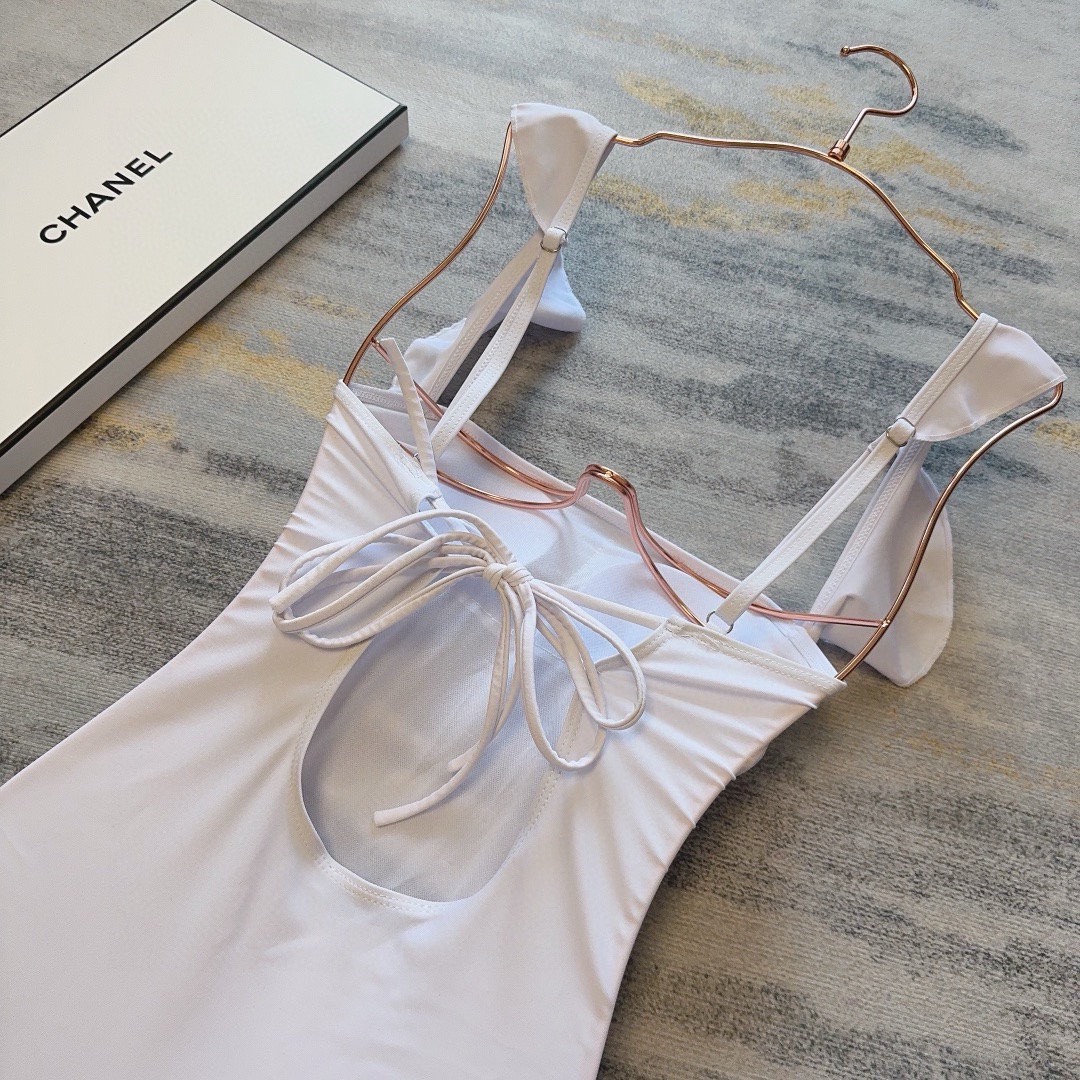 Bagsaaa Ch**el White One Piece Swimwear