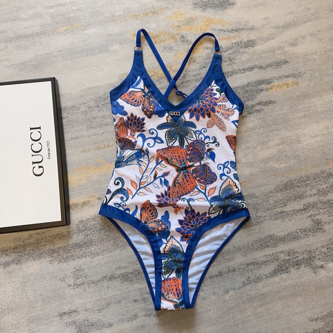 Bagsaaa Gvc*1 Blue Flower One Piece Swimwear